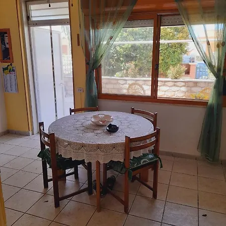 A Casa Di Pina Дом отдыха Lendinuso